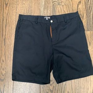 Peter Millar barely worn golf shorts - black. Like new